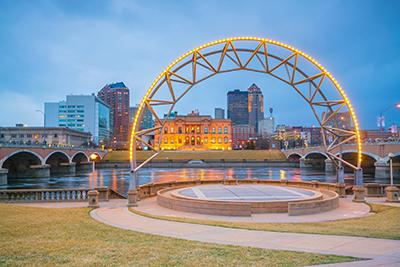 Des Moines
